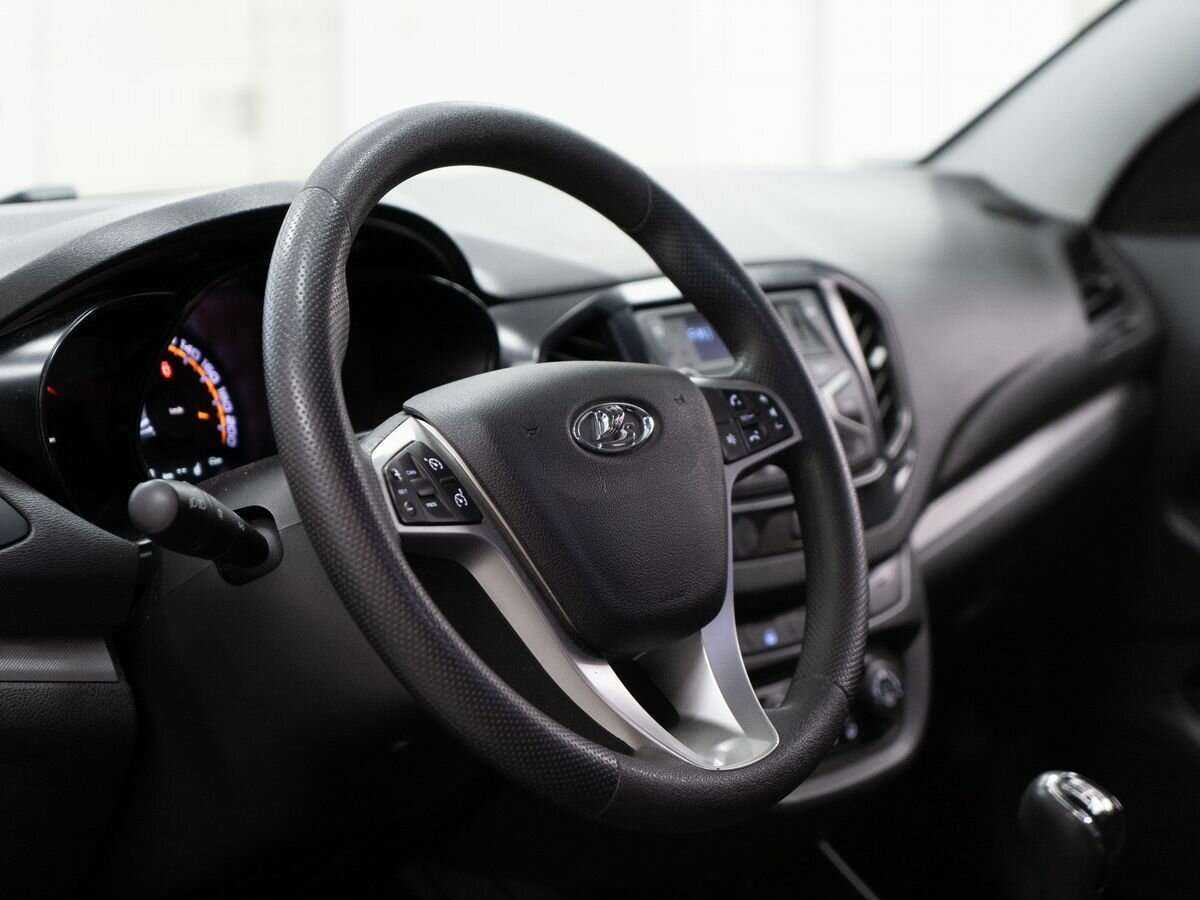 Lada (ВАЗ) Vesta, 2021 Фото №5