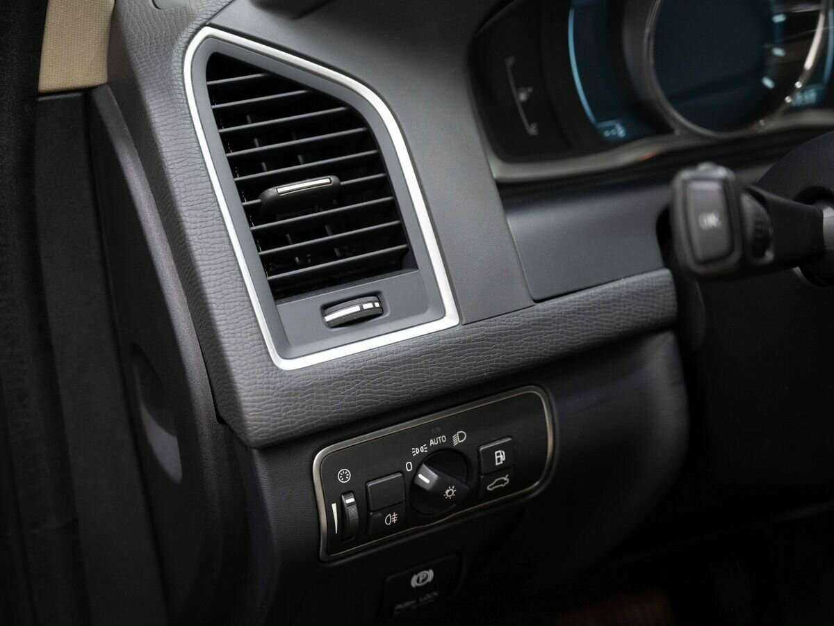 Volvo XC60, 2014 Фото №21