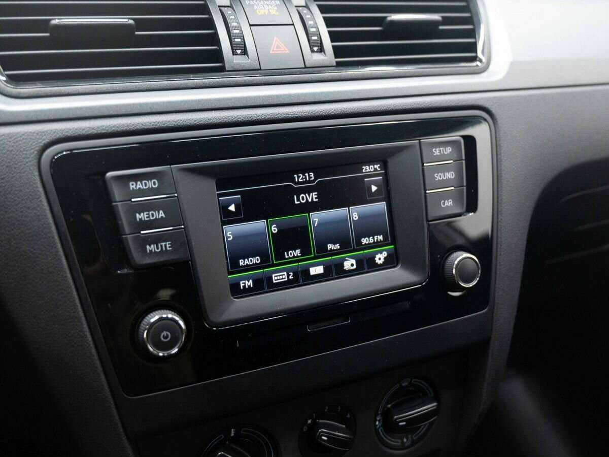 Skoda Rapid, 2017 Фото №18