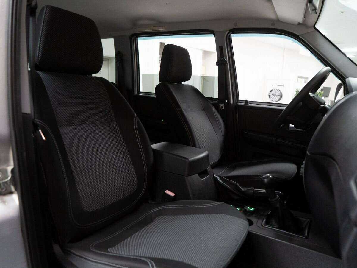 УАЗ Patriot, 2015 Фото №10