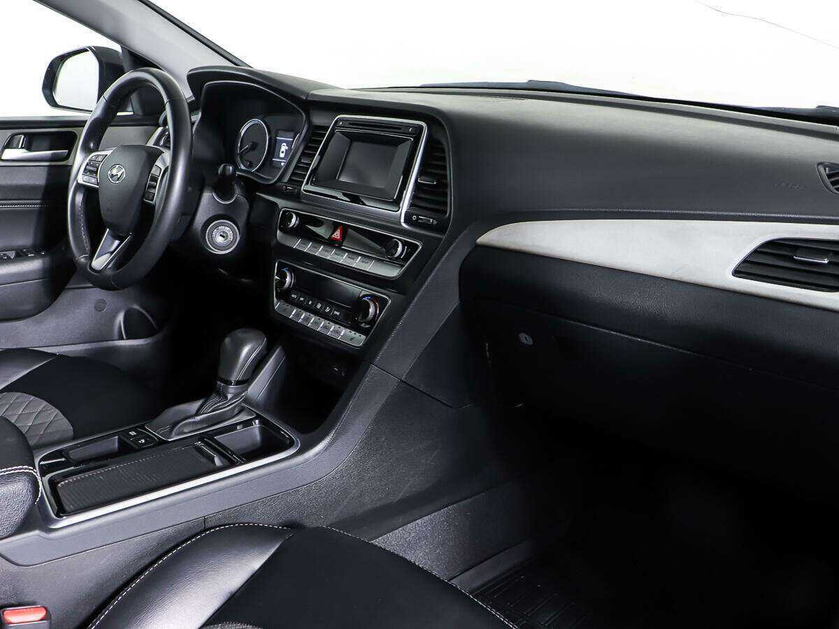 Hyundai Sonata, 2018 Фото №9