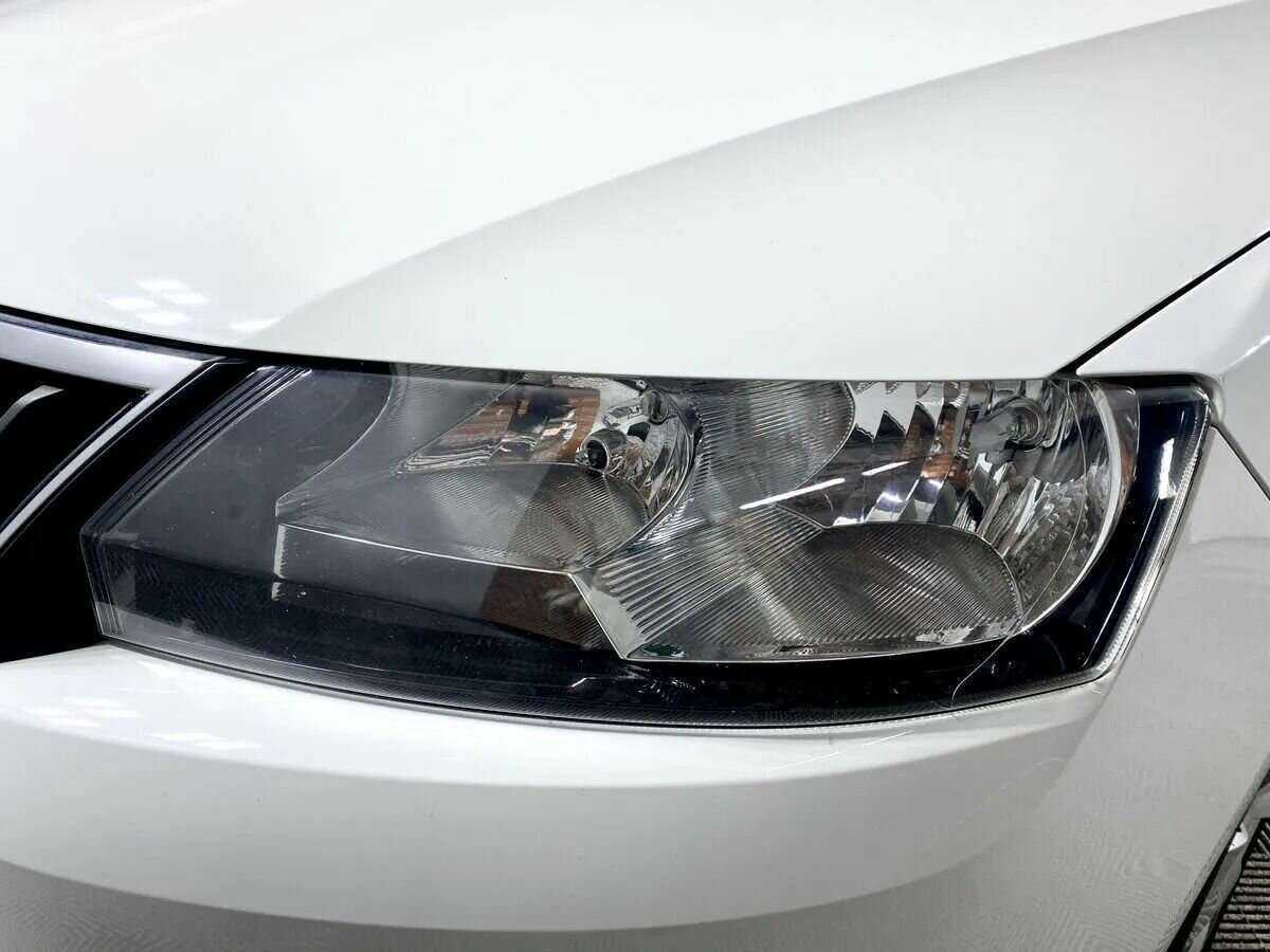 Skoda Rapid, 2018 Фото №17