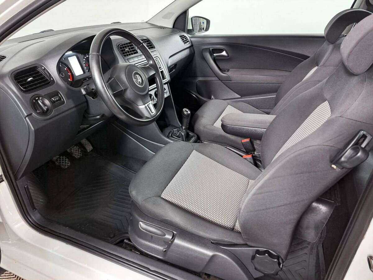 Volkswagen Polo, 2012 Фото №14