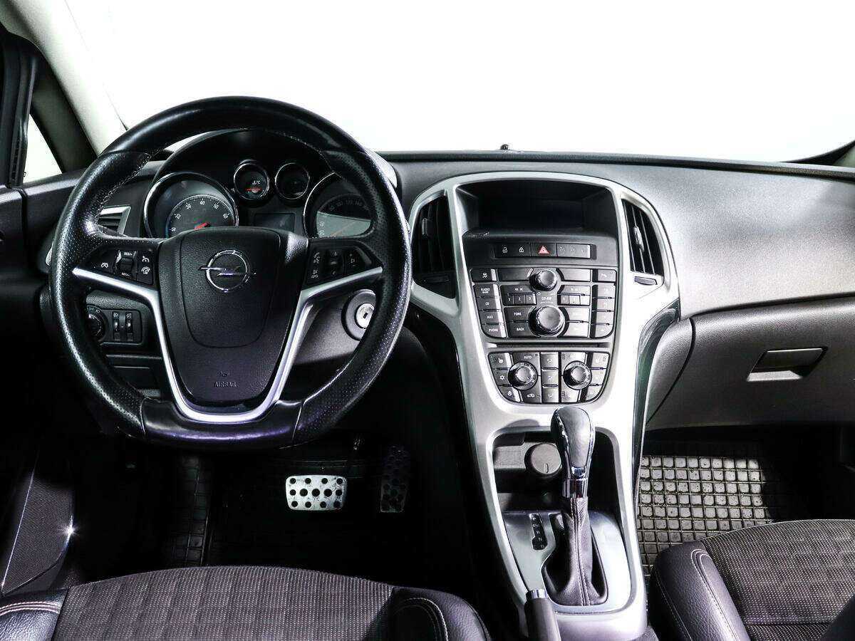 Opel Astra GTC, 2013 Фото №12