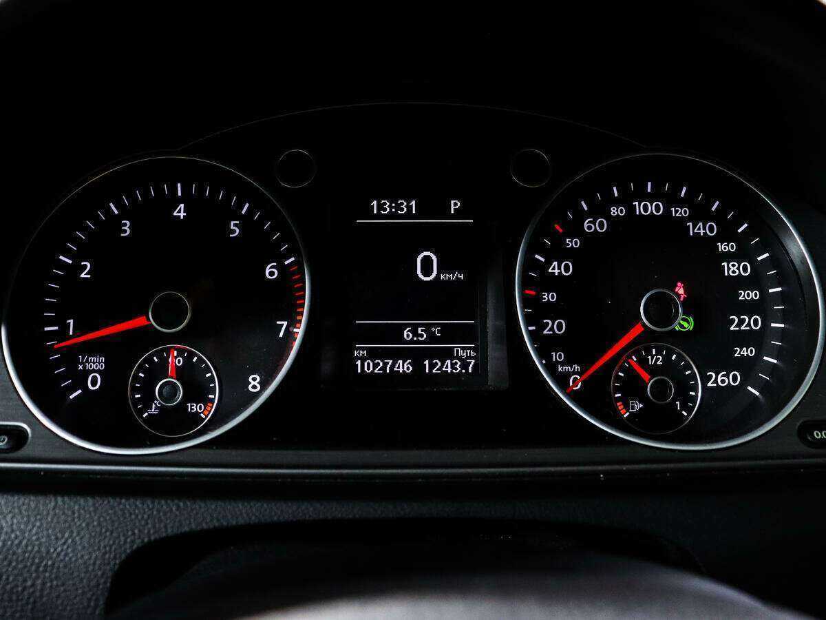 Volkswagen Passat, 2014 Фото №9