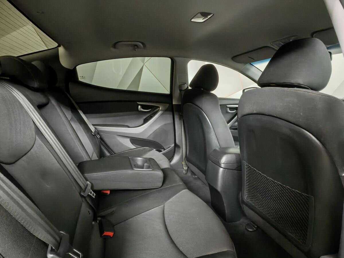 Hyundai Elantra, 2015 Фото №12