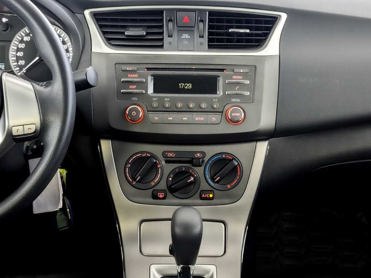 Nissan Sentra, 2015 Фото №13