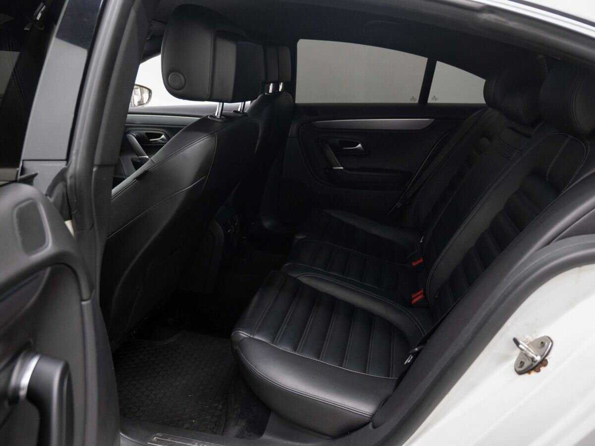 Volkswagen Passat CC, 2013 Фото №9