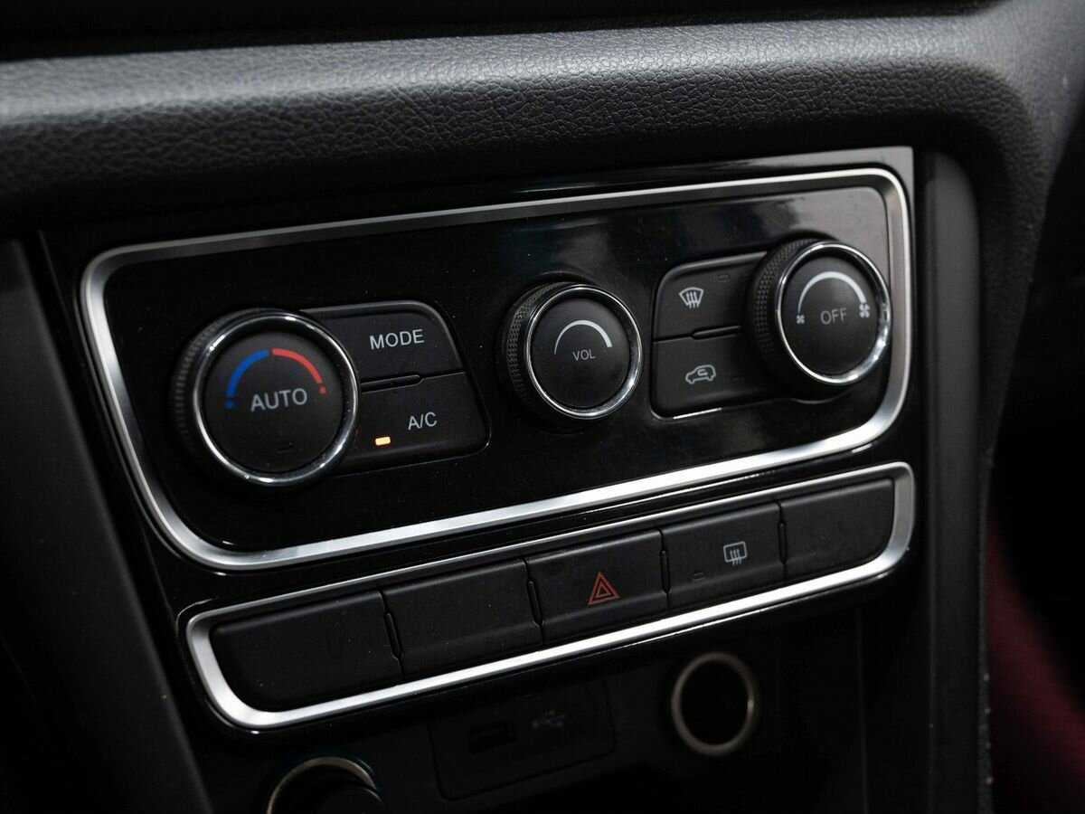 CHERY Tiggo 3, 2017 Фото №18