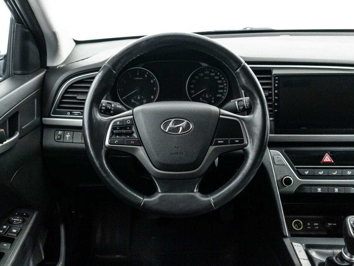 Hyundai Elantra, 2017 Фото №18