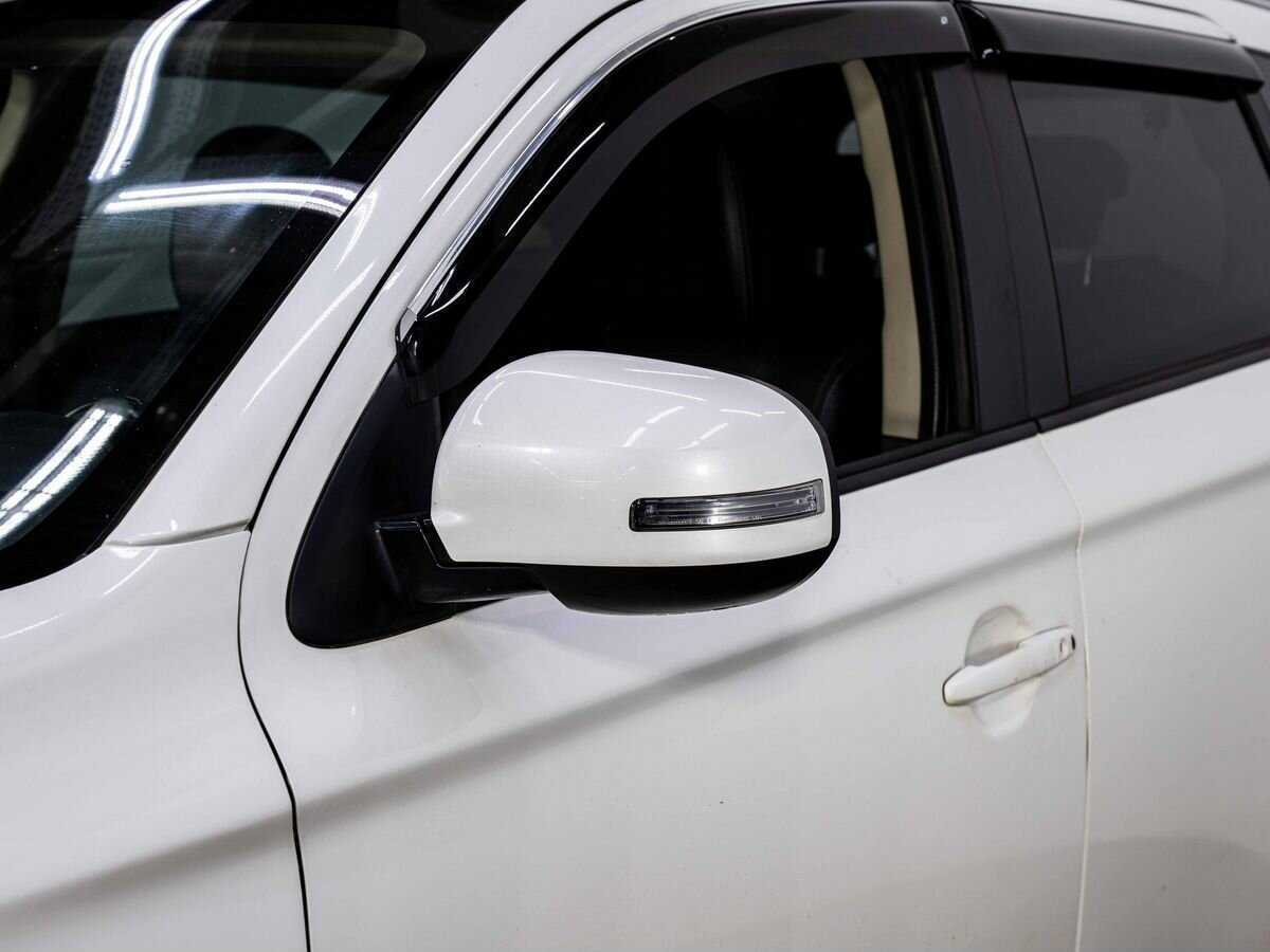 Mitsubishi Outlander, 2015 Фото №8