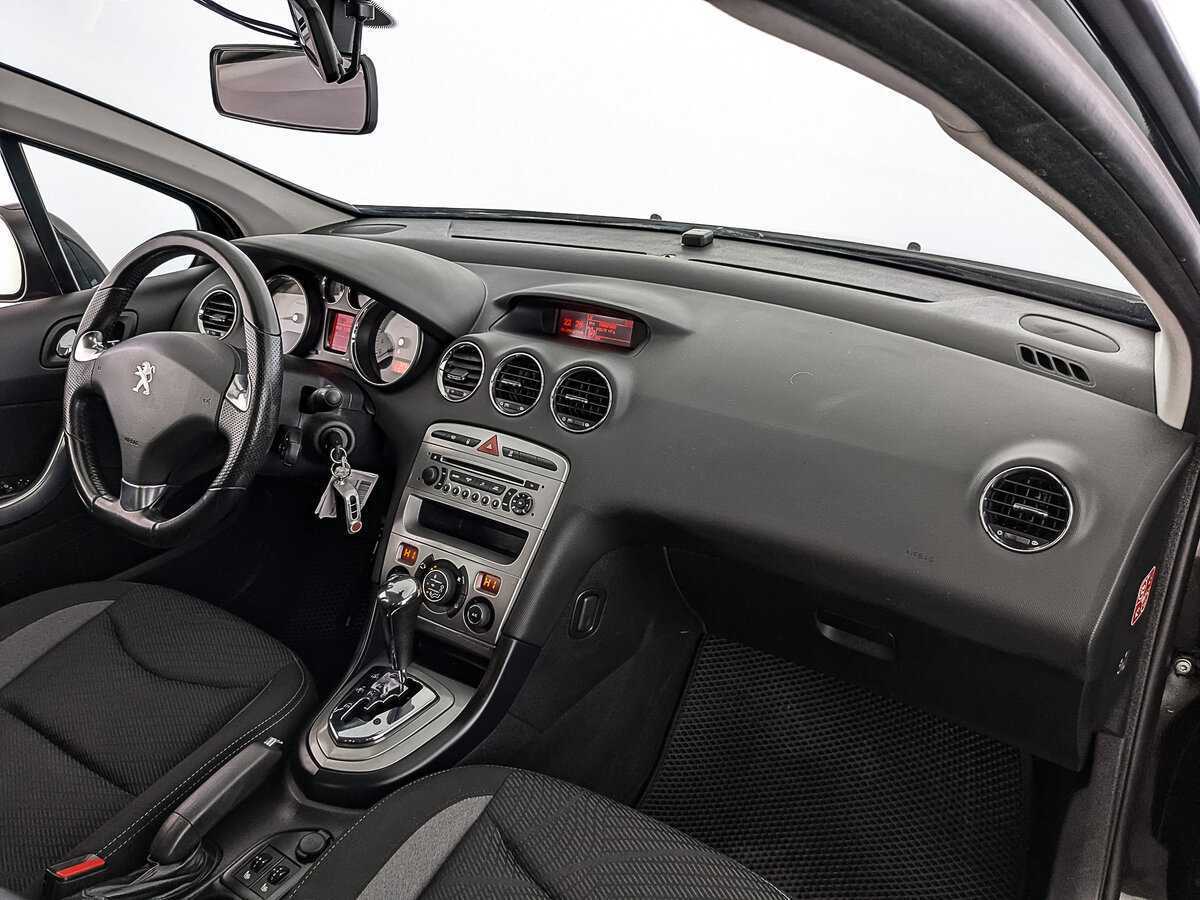 Peugeot 408, 2016 Фото №11