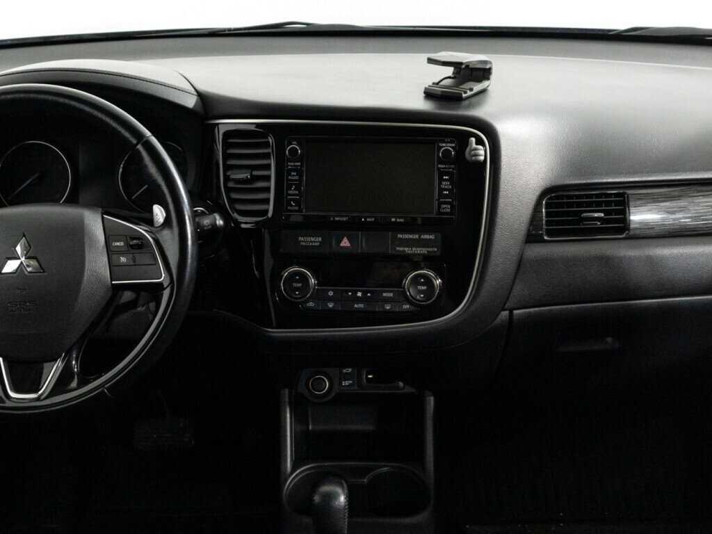 Mitsubishi Outlander, 2016 Фото №14