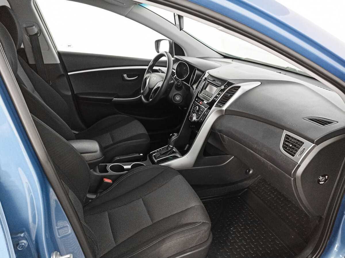 Hyundai i30, 2013 Фото №11