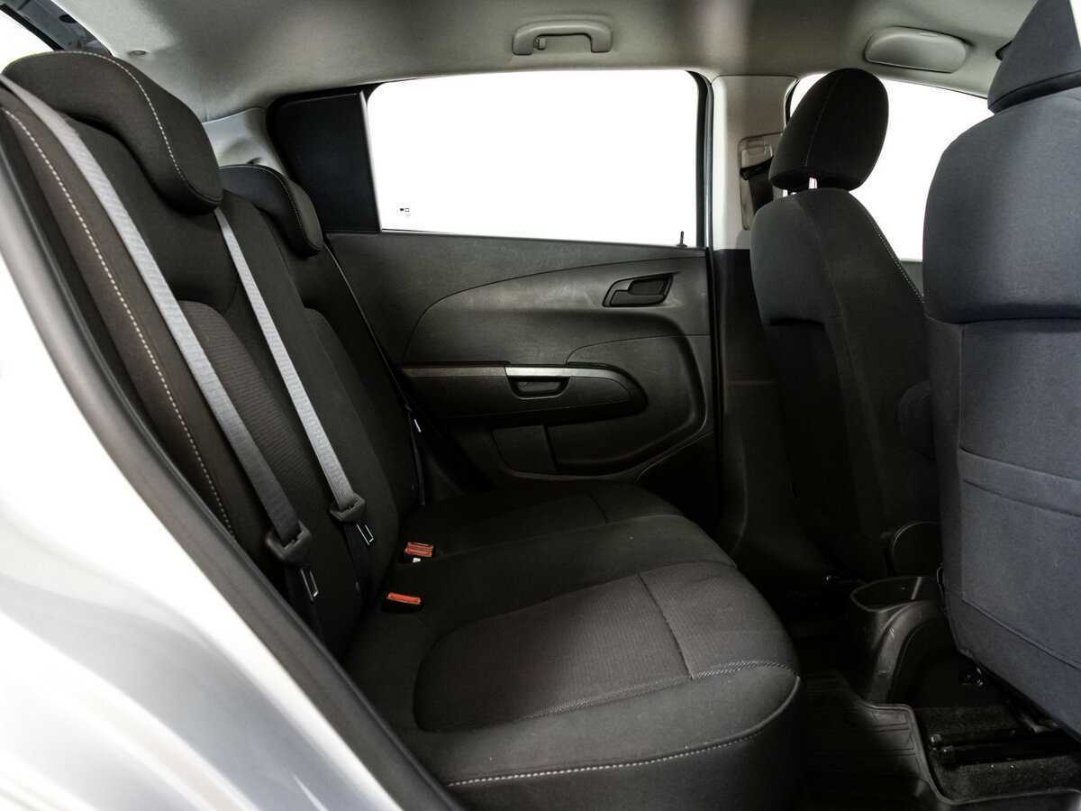 Chevrolet Aveo, 2013 Фото №18