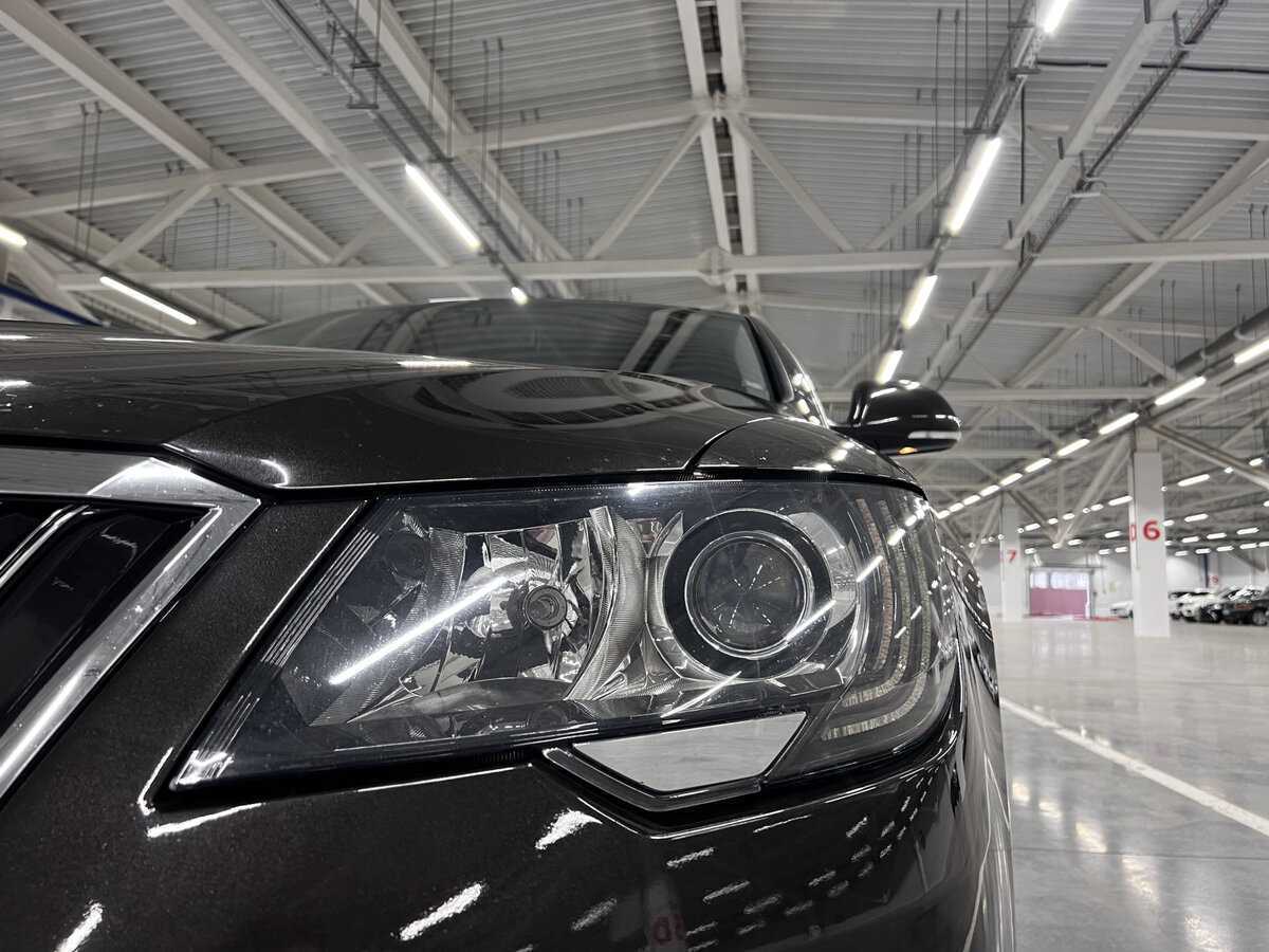 Skoda Superb DSG, 2013 Фото №17