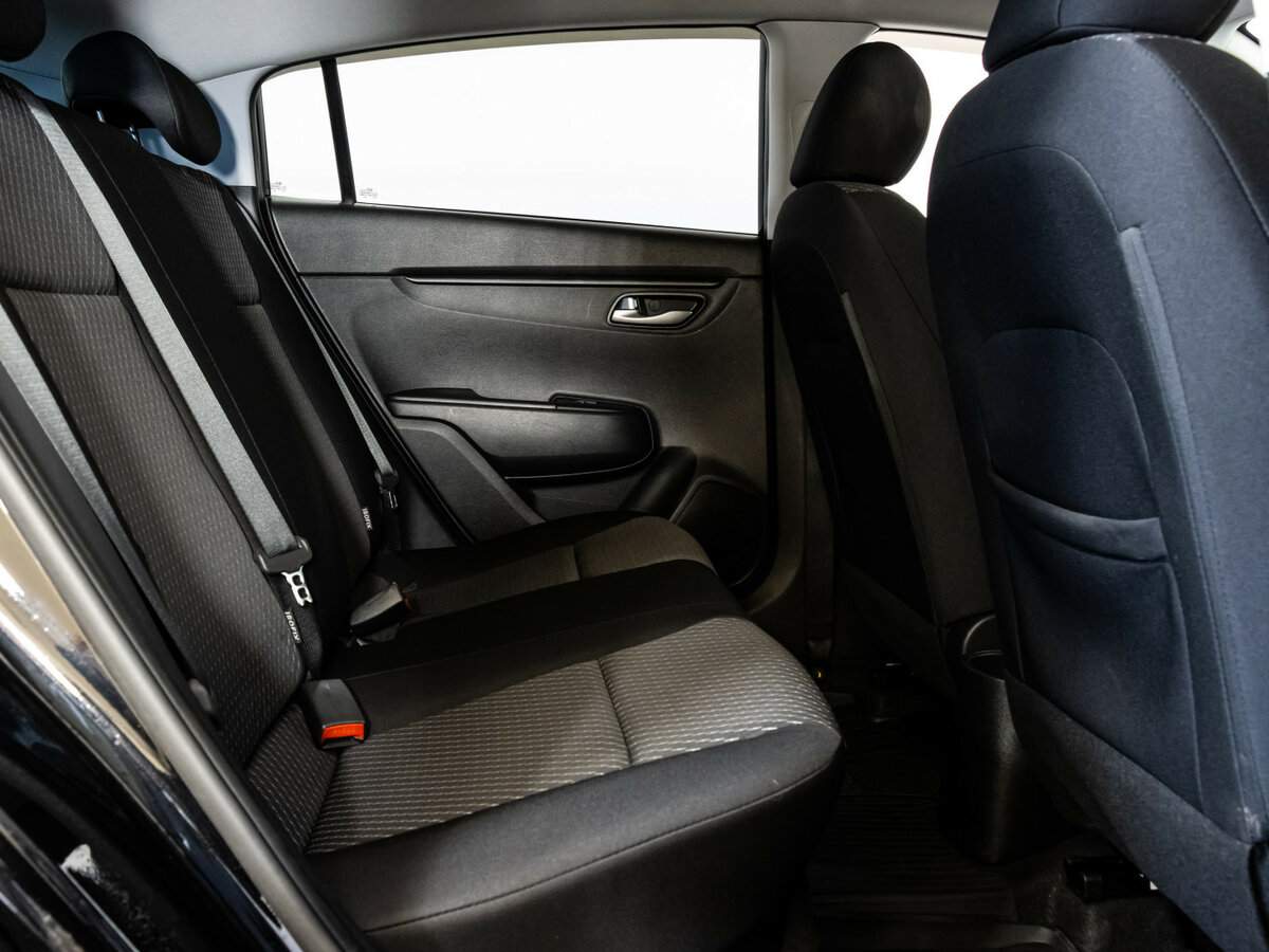 Kia Rio X-Line, 2018 Фото №13