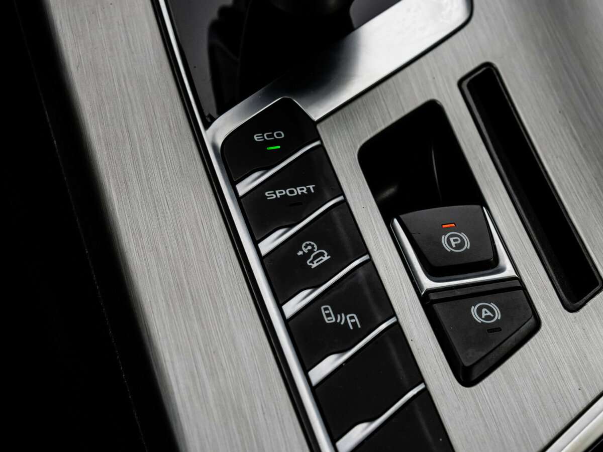 Geely Coolray, 2021 Фото №13