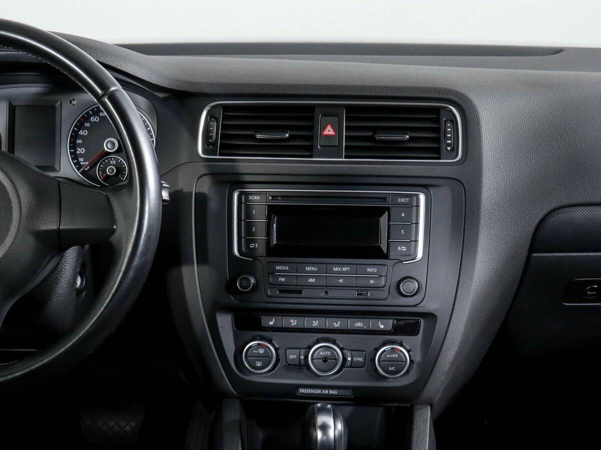 Volkswagen Jetta, 2014 Фото №11