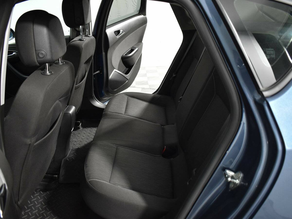 Opel Astra, 2012 Фото №12