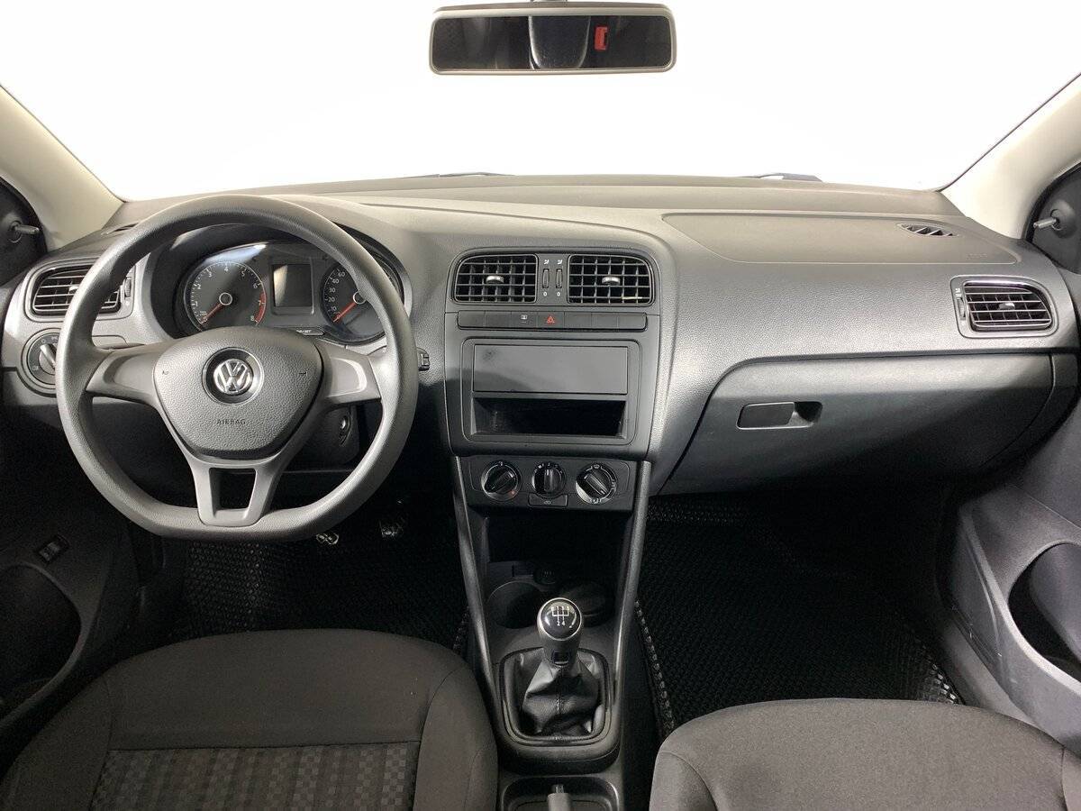 Volkswagen Polo, 2018 Фото №12