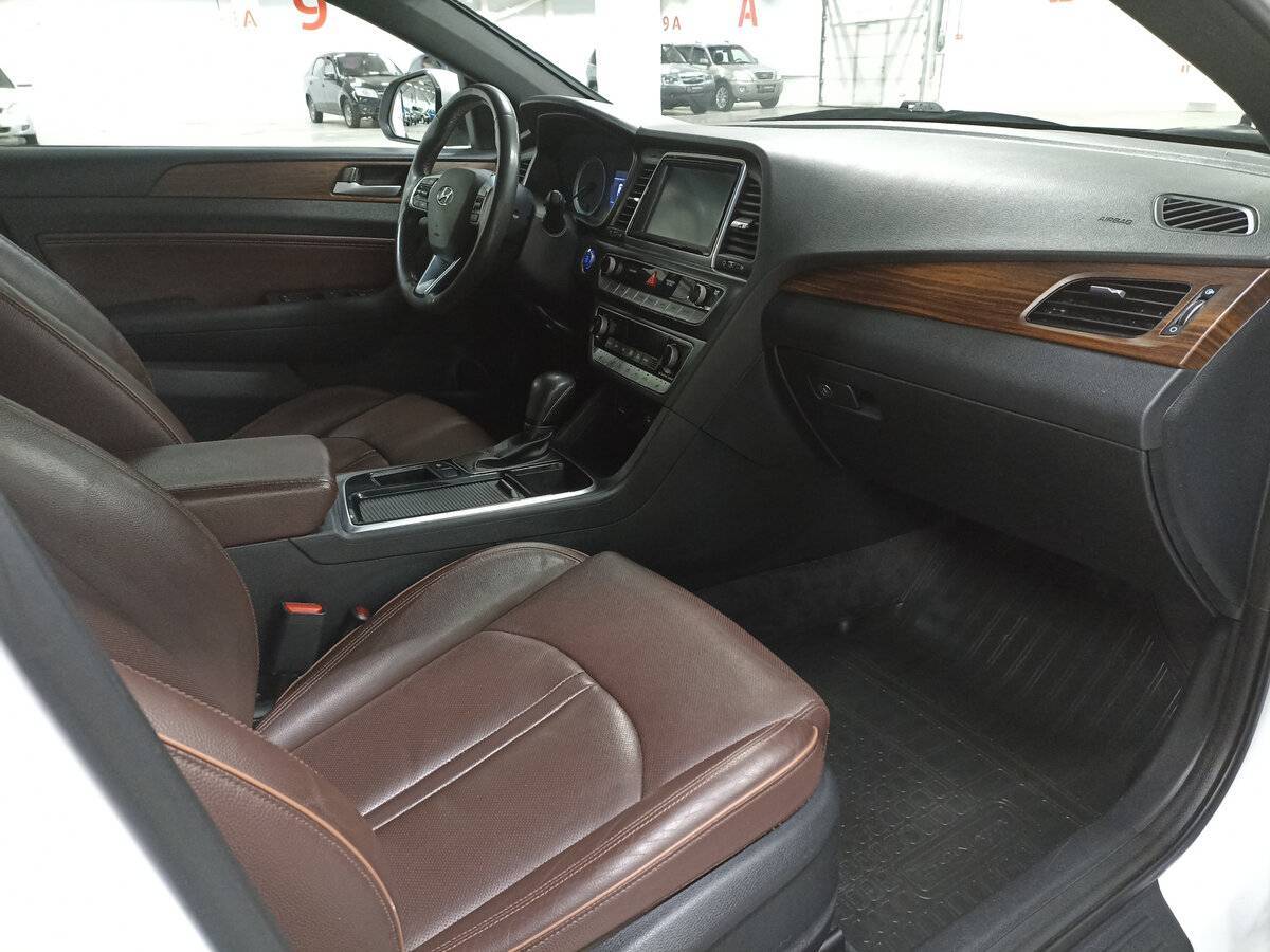 Hyundai Sonata LPi, 2017 Фото №11