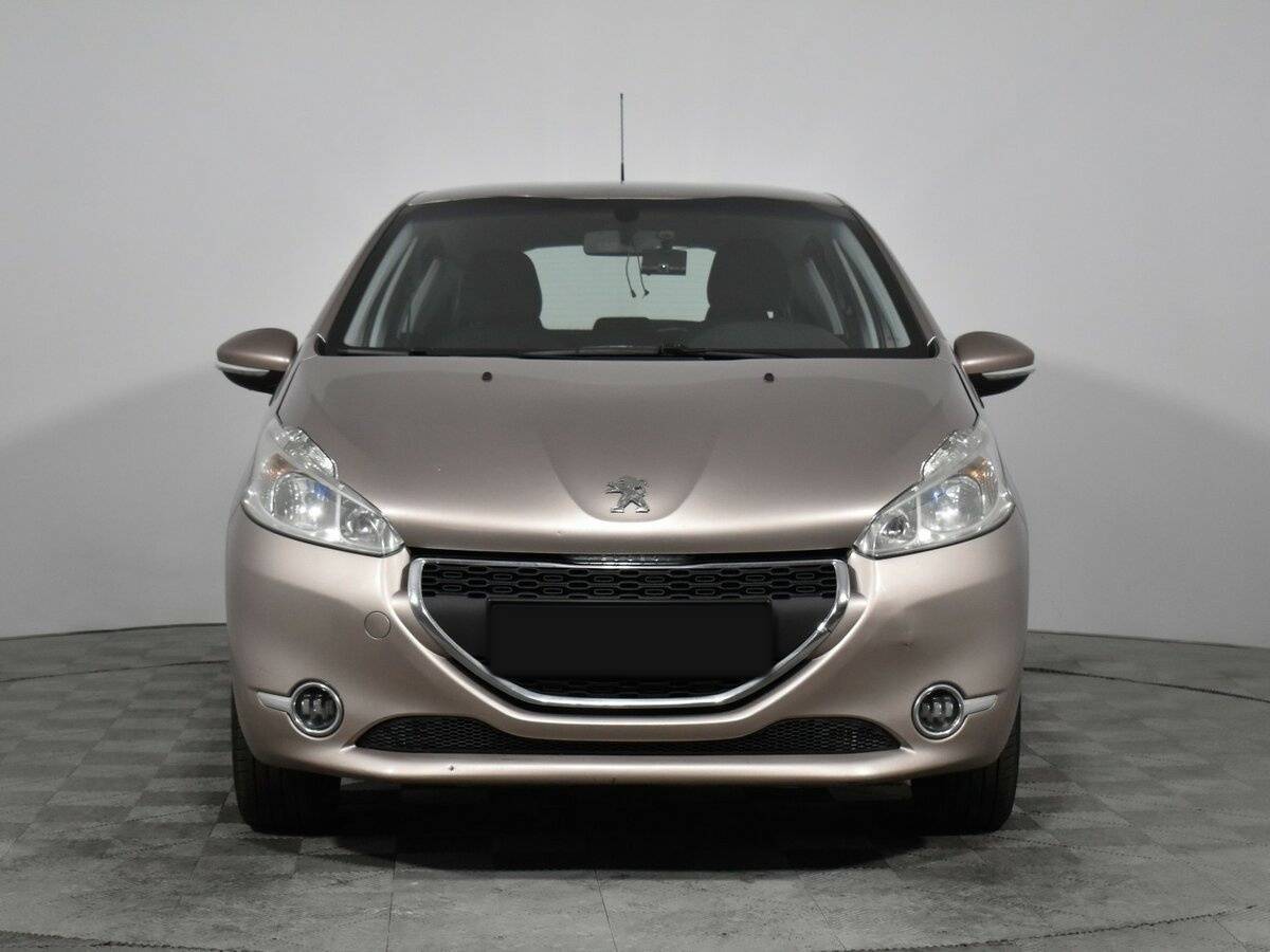 Peugeot 208, 2014 Фото №2