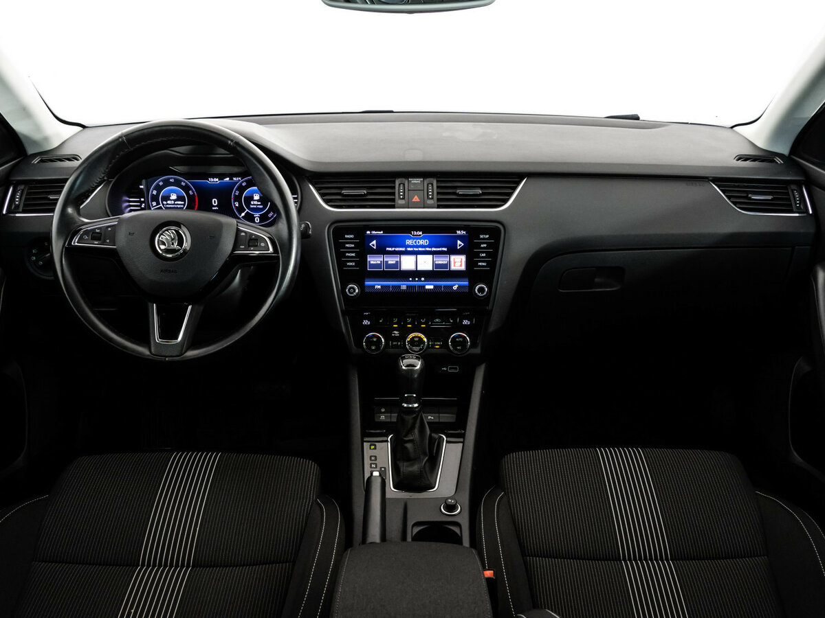 Skoda Octavia III (A7) Рестайлинг, 2019 Фото №8