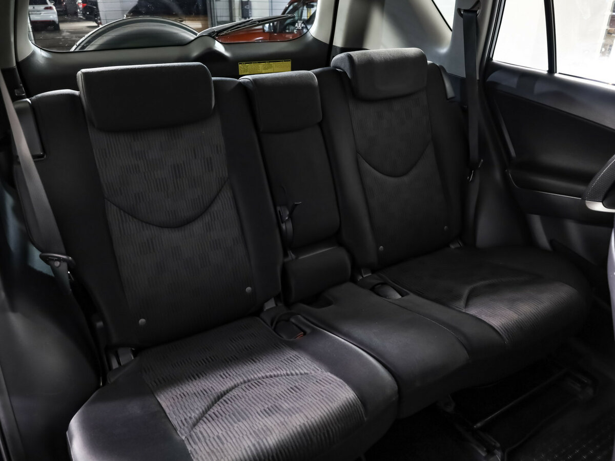 Toyota RAV4 III (XA30) Рестайлинг, 2012 Фото №8