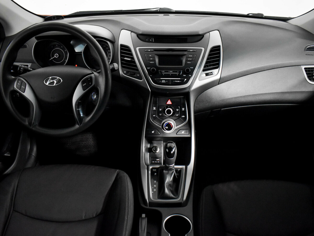 Hyundai Elantra V (MD) Рестайлинг, 2015 Фото №13