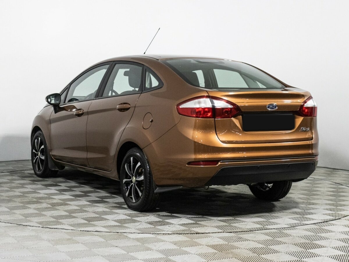 Ford Fiesta Mk6 Рестайлинг, 2016 Фото №7
