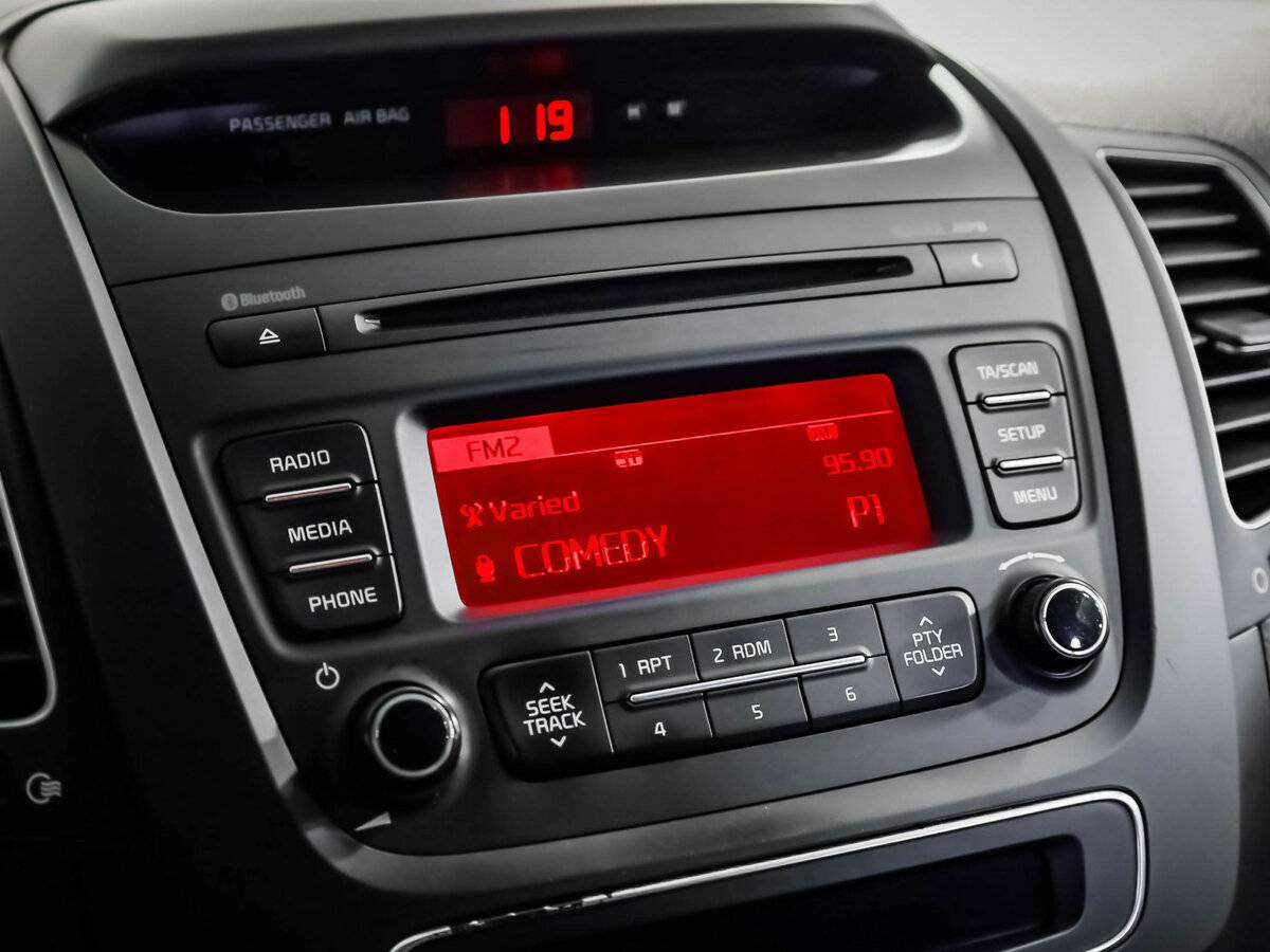 Kia Sorento II Рестайлинг, 2013 Фото №14